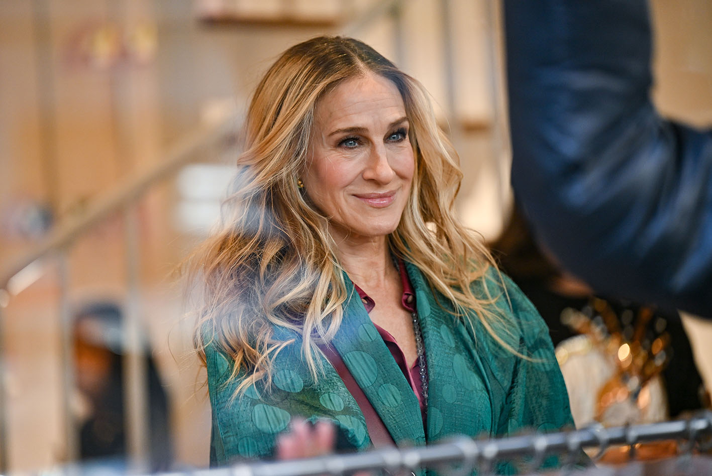 H Sarah Jessica Parker την ώρα του γυρίσματος της σειράς 'And Just Like That..." στις 9 Ιανουαρίου 2023, στο Upper East Side της Νέας Υόρκης.