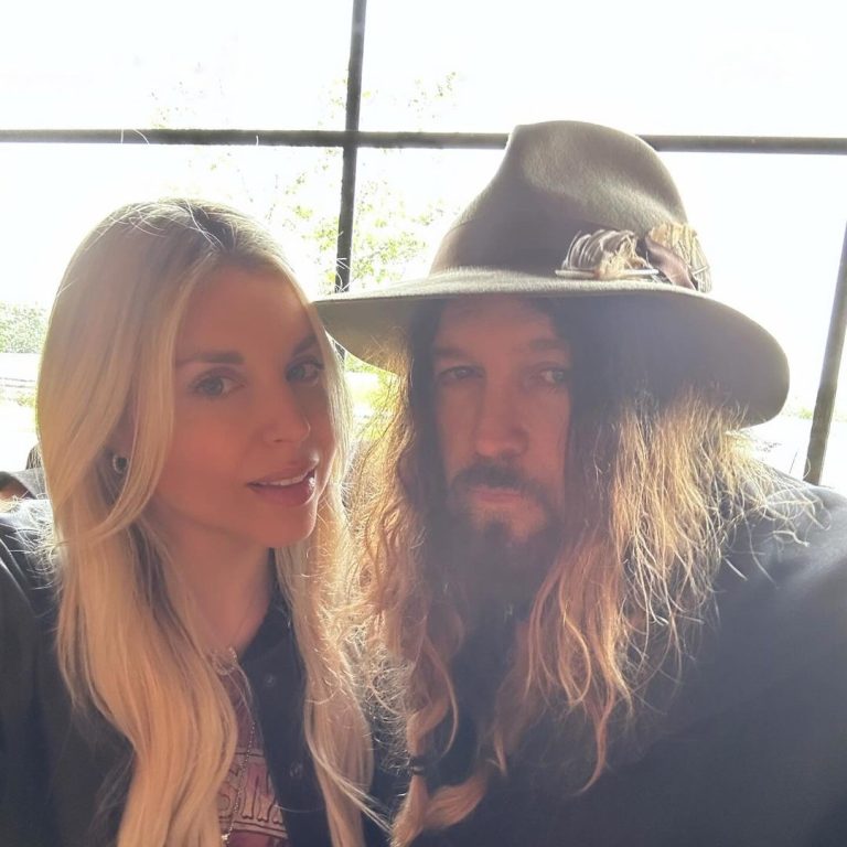 Ο Βill Ray με τη Firerose