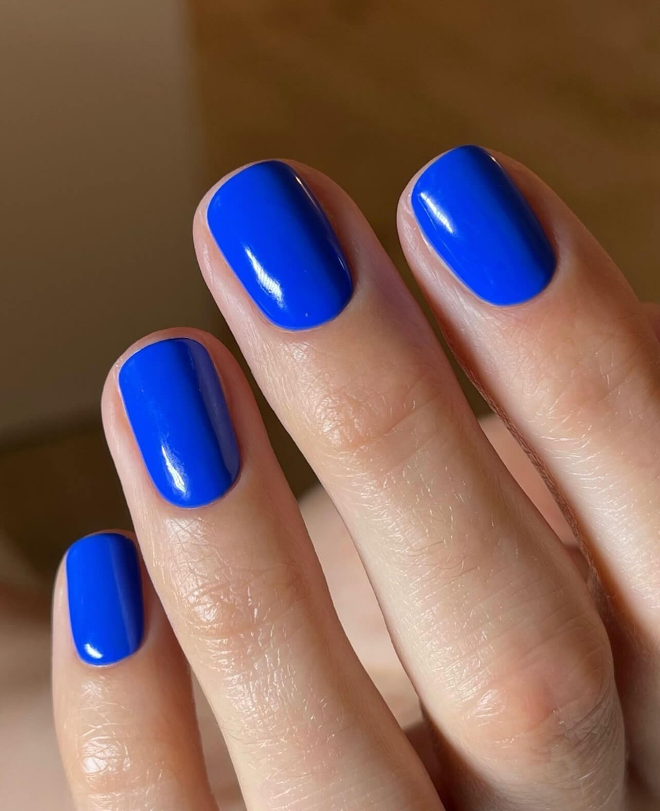 Μπλε μανικιούρ