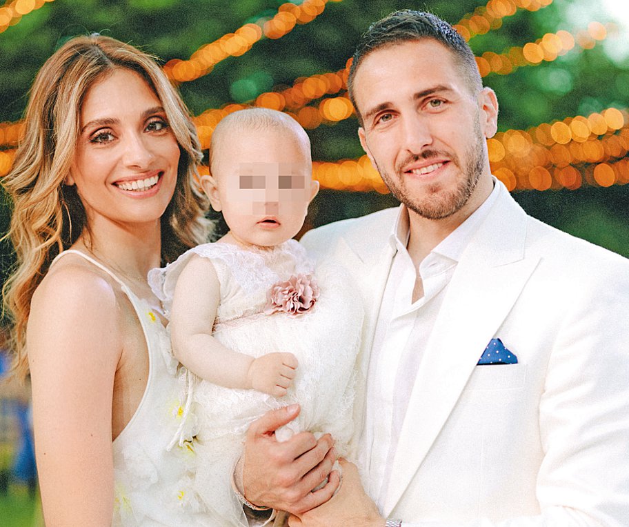 Ο Κώστας Φορτούνης βάφτισε την κόρη του