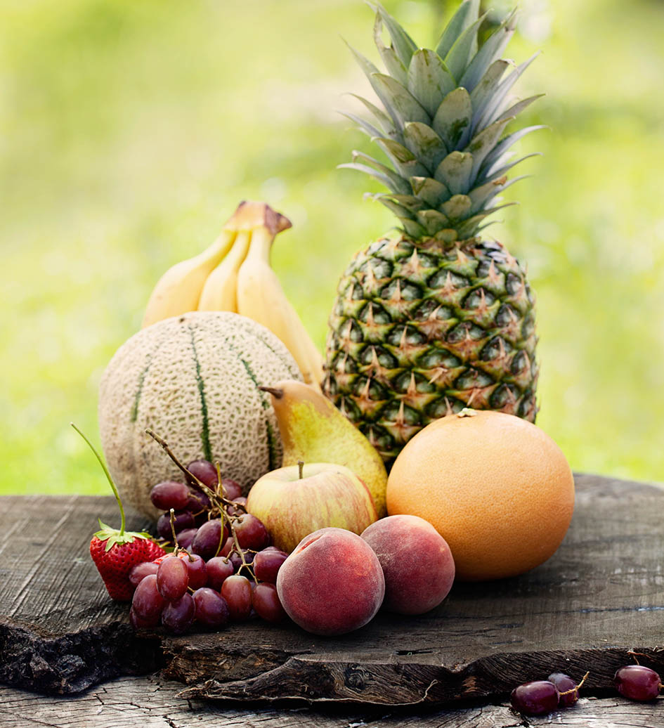 Διάφορα φρούτα καλοκαιρινά