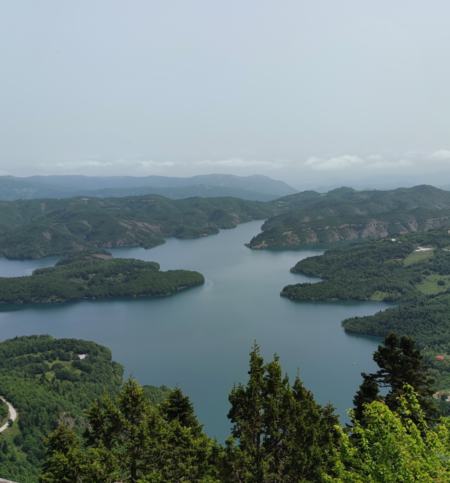 Λίμνη Πλαστήρα θέα