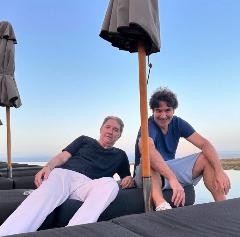 Ο Χριστόφορος Παπακαλιάτης με τον πατέρα του