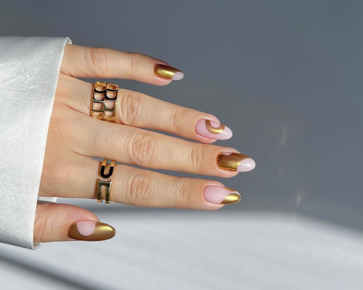 μανικιούρ Λέοντες