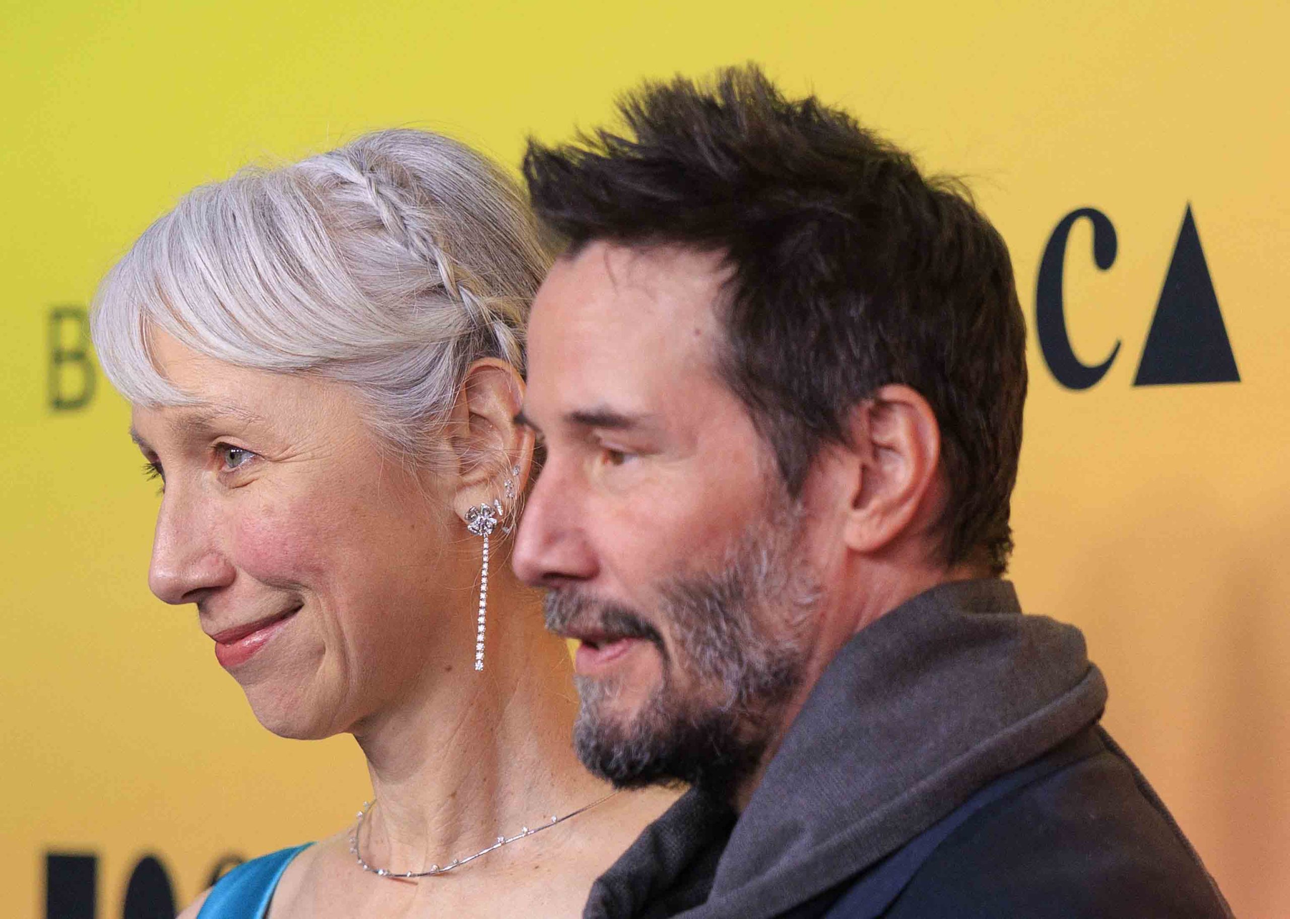 O Keanu Reeves στο the 2024 MOCA Gala μαζί με τη σύντροφό του Alexandra Grant στις 13 Απριλίου 2024.