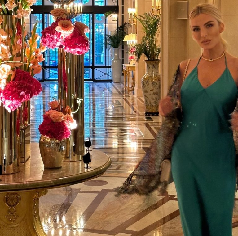 Η Κατερίνα Καινούργιου στο Παρίσι