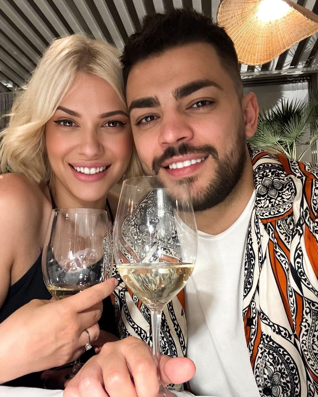 Νάργες Σαντικάι