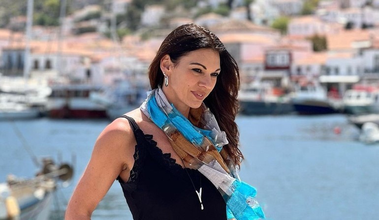 Έτος «καταιγίδα» χωρισμών το 2024: Τα 20 διάσημα ζευγάρια που έδωσαν τέλος στον γάμο τους και επιβεβαίωσαν το διαζύγιό τους 18 Σοφία Παθέκα