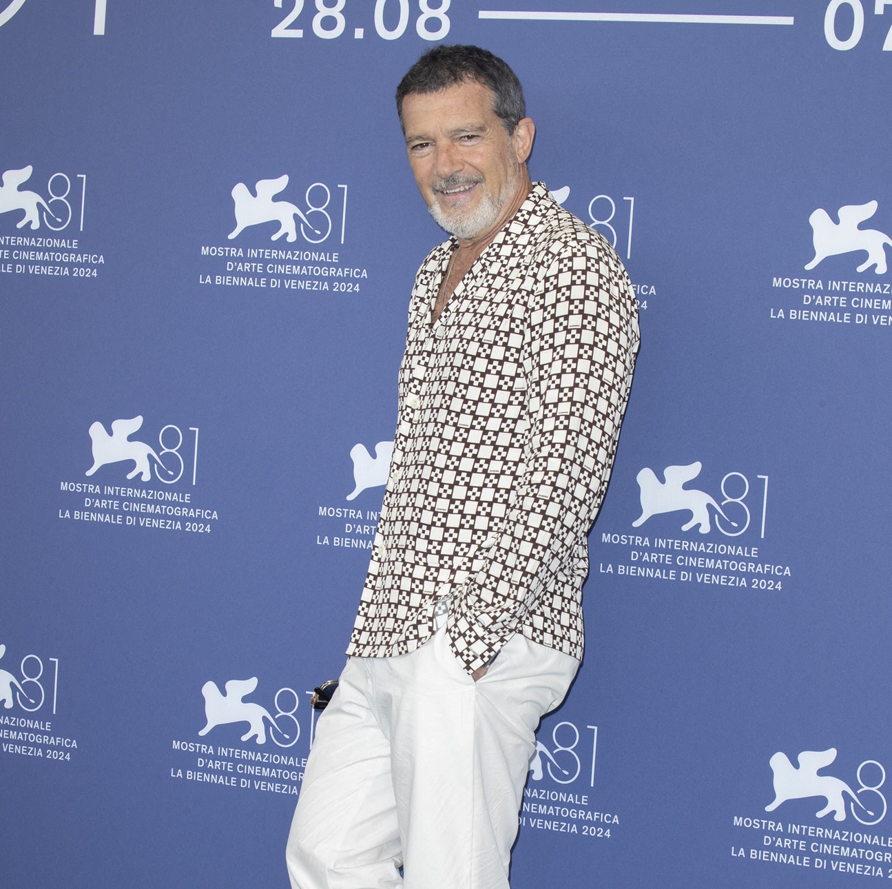 O Antonio Banderas στο photocall για την ταινία "Babygirl" στη διάρκεια του 81ου Φεστιβάλ Κινηματογράφου Βενετίας στις 30 Αυγούστου