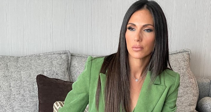 Ανθή Βούλγαρη: «Δείξαμε την πτώση της Μαρινέλλας μια φορά στο πλαίσιο της  είδησης - Δεν είναι ανθρωποφαγία» - InStyle