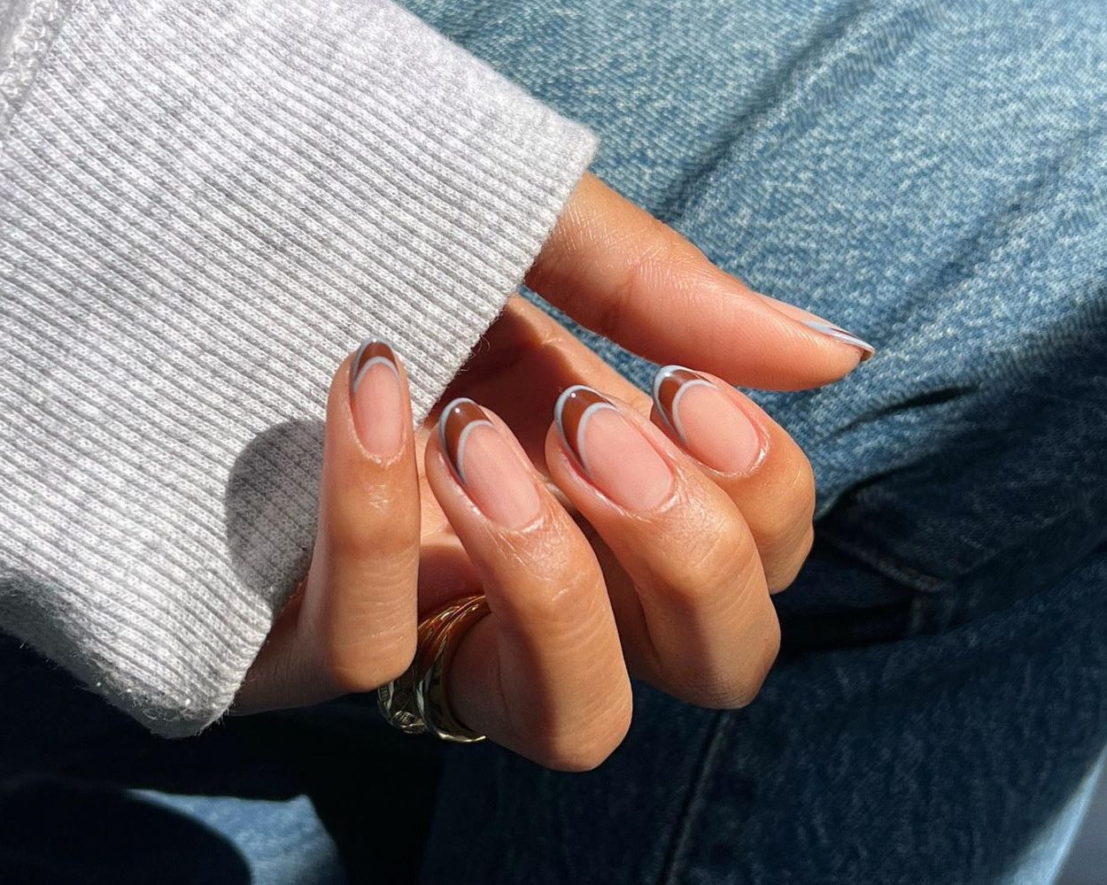 γαλλικό μανικιούρ φθινοπώρου