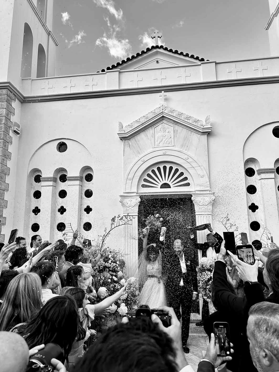 O γάμος στην Άνδρο της Άλκηστις Πουλοπούλου και του Λεωνίδα Βροντίση