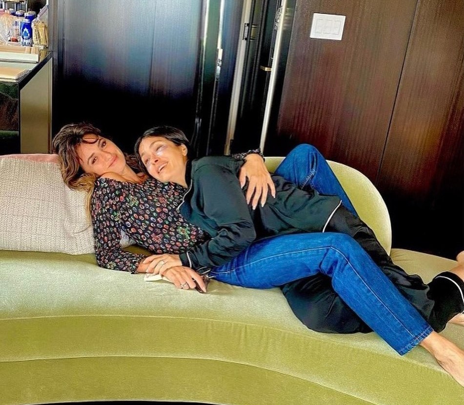 Salma Hayek - Penelope Cruz