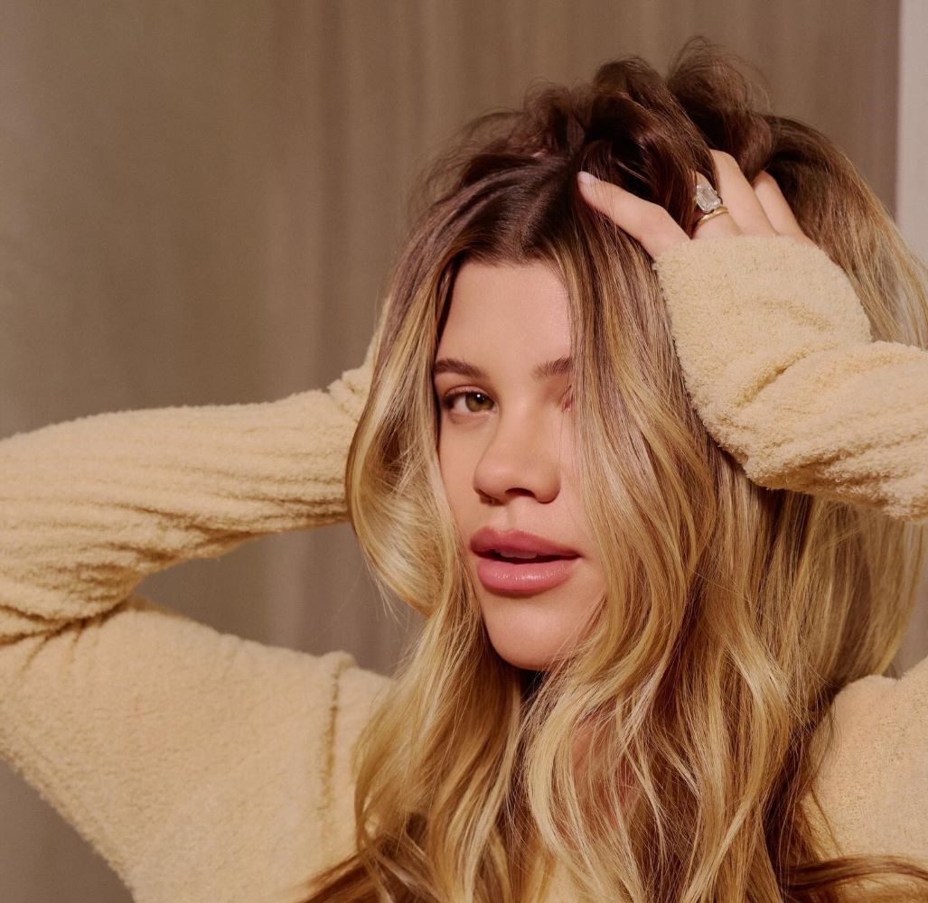 Sofia Richie Grainge καθημερινό μακιγιάζ