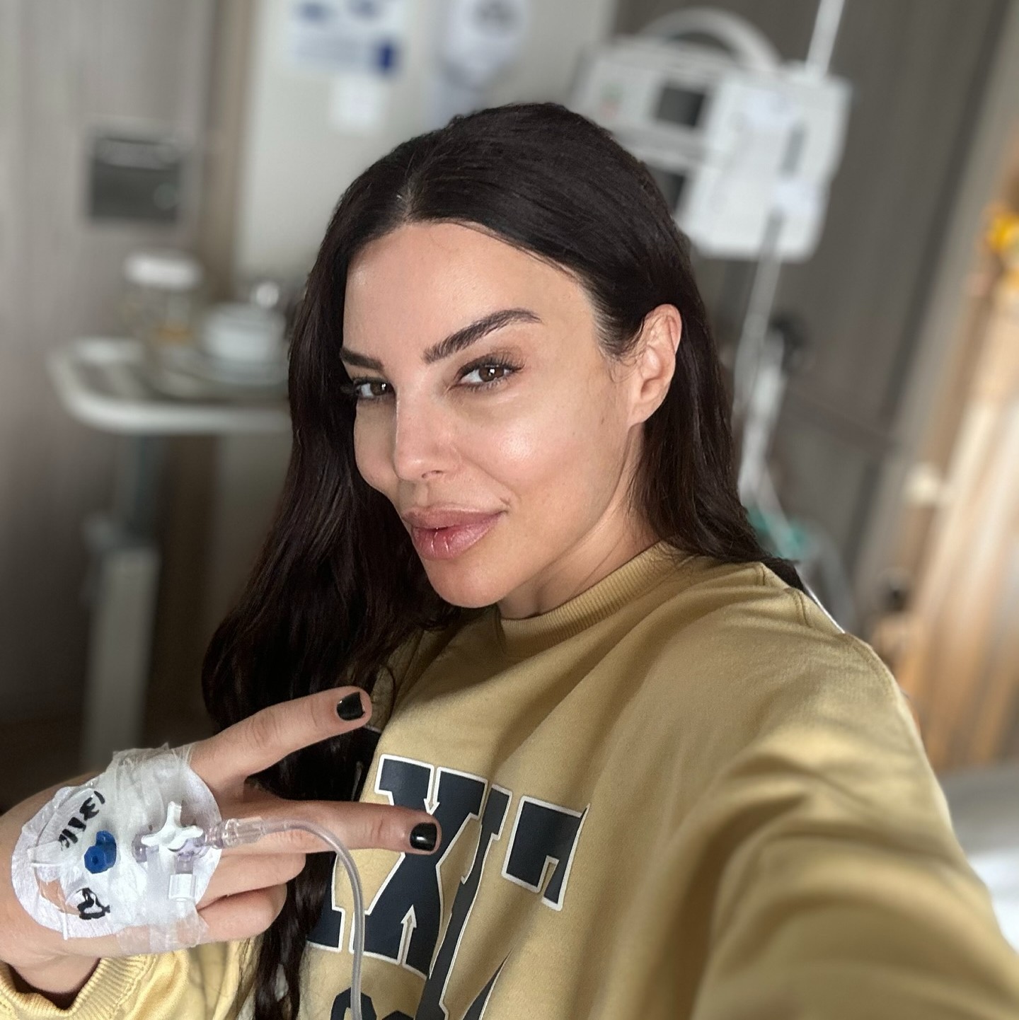 Η Κέλλυ κελεκίδου στο νοσοκομείο