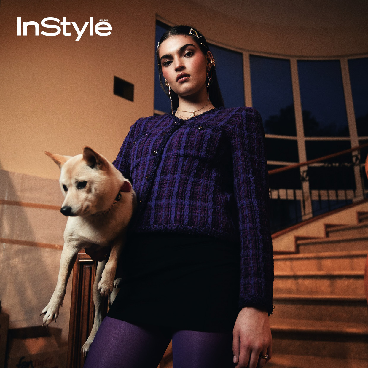 μοντέλο με σκύλο