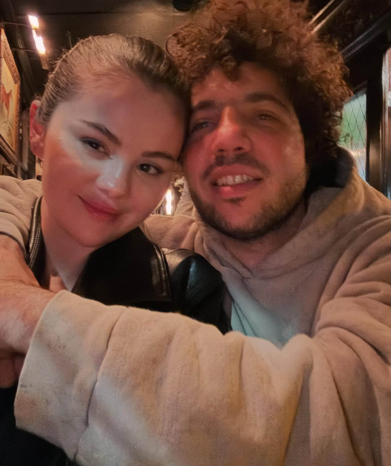 Selena Gomez Benny Banco