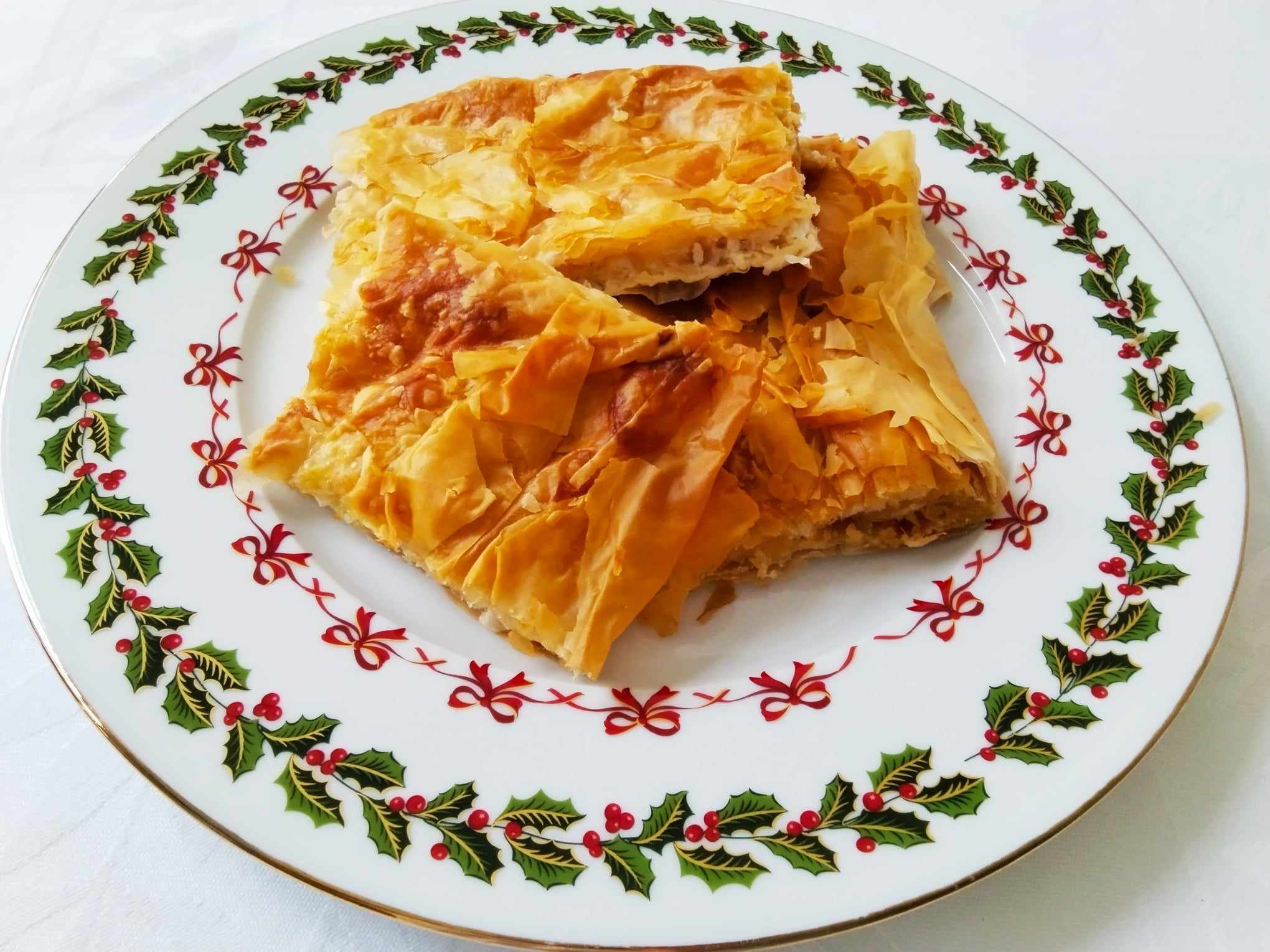 Τυρόπιτα με δύο τυριά