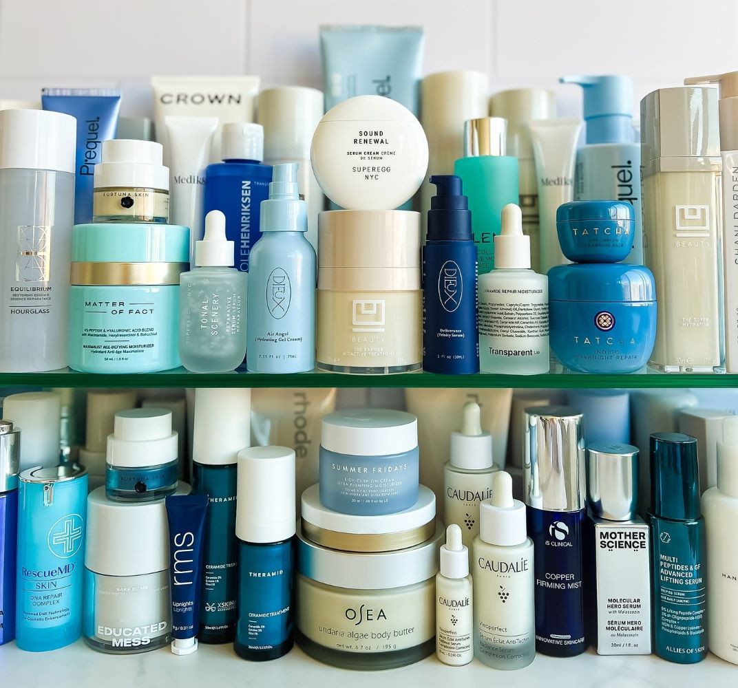 5 καλλυντικά που πρέπει να πάρετε μαζί σας στις διακοπές των Χριστουγέννων