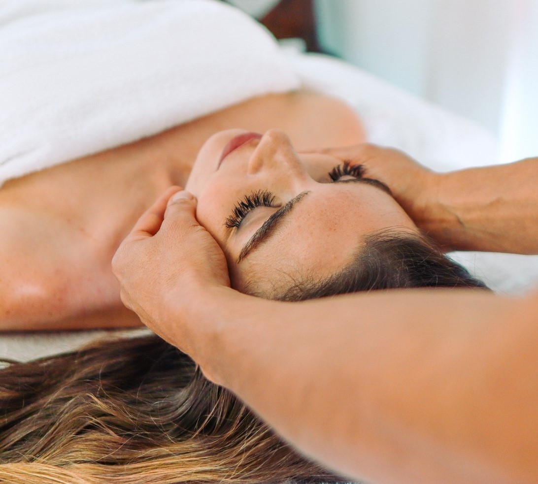 δερματολόγος ή αισθητικός: ποια η διαφορά