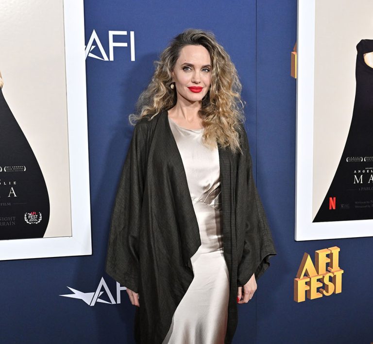 H Angelina Jolie παρευρέθηκε στην πρεμιέρα της ταινίας "Maria" στις 26 Οκτωβρίου 2024 στο Hollywood.