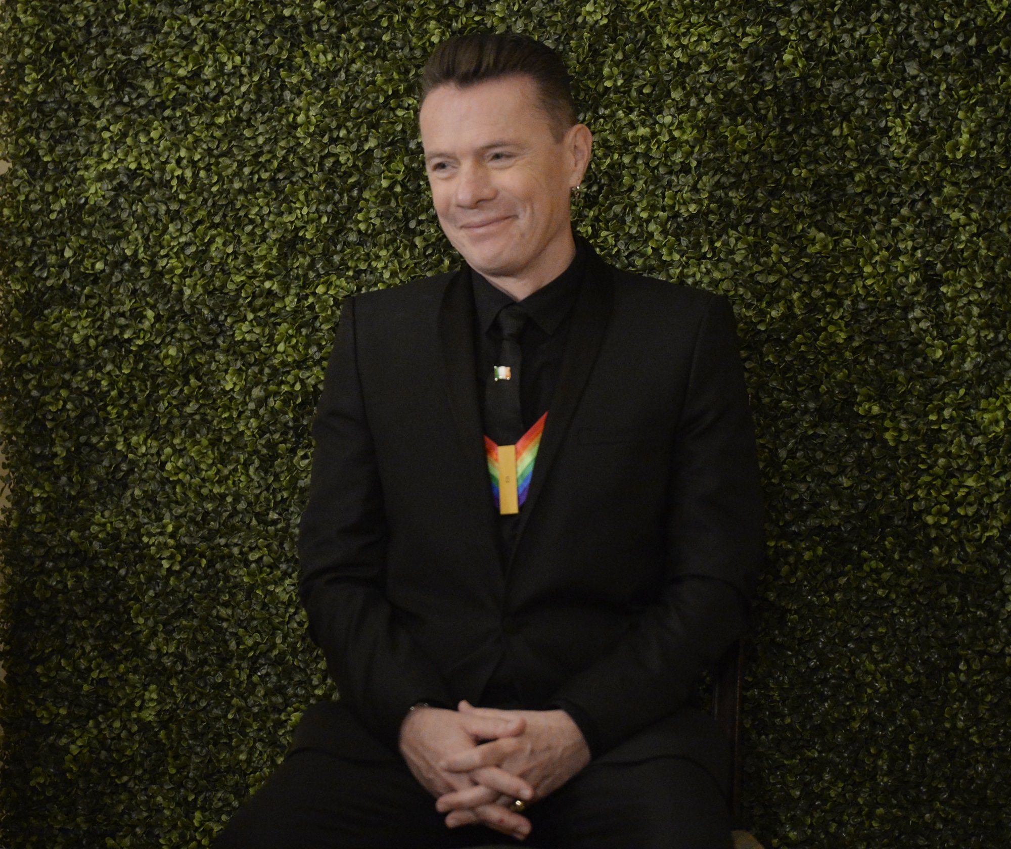 Ο Larry Mullen, μέλος του συγκροτήματος U2, παρευρίσκεται στη δεξίωση για τους τιμώμενους του Κέντρου Κένεντι στο East Room του Λευκού Οίκου στην Ουάσινγκτον, ΗΠΑ, στις 4 Δεκεμβρίου 2022.