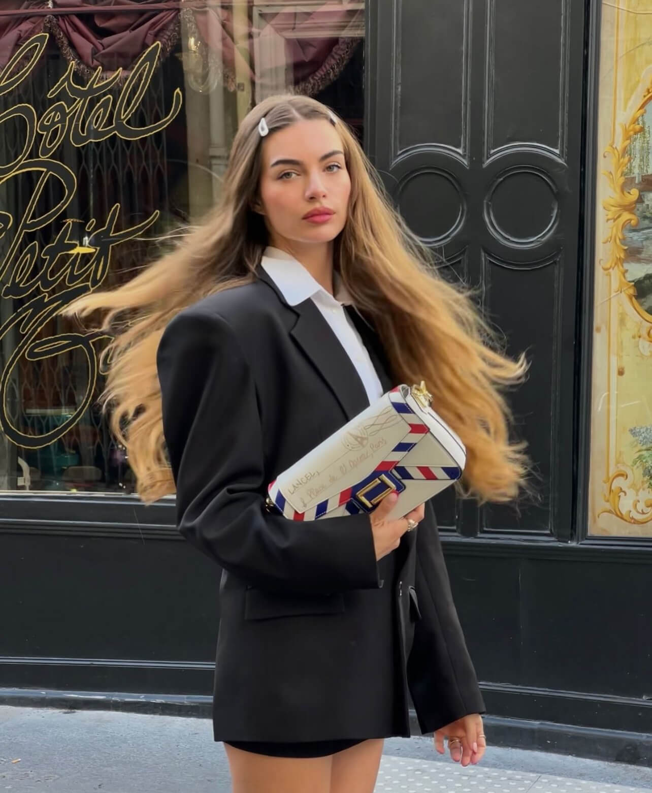 Μακριά μαλλιά