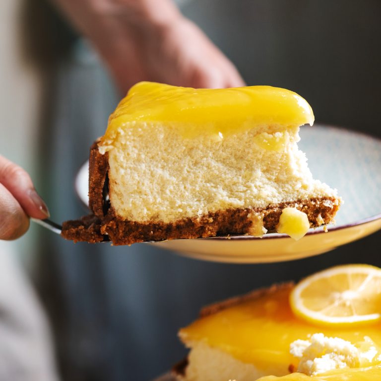 Γλυκό με λεμόνια και μπισκότο