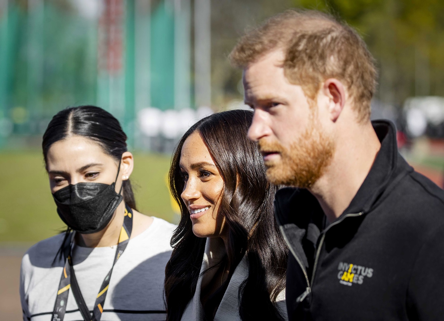 O πρίγκιπας Harry και η σύζυγός του, Meghan, φθάνουν για τα αγωνίσματα της πέμπτης έκδοσης των Αγώνων Invictus στη Χάγη, Ολλανδία, 17 Απριλίου 2022.