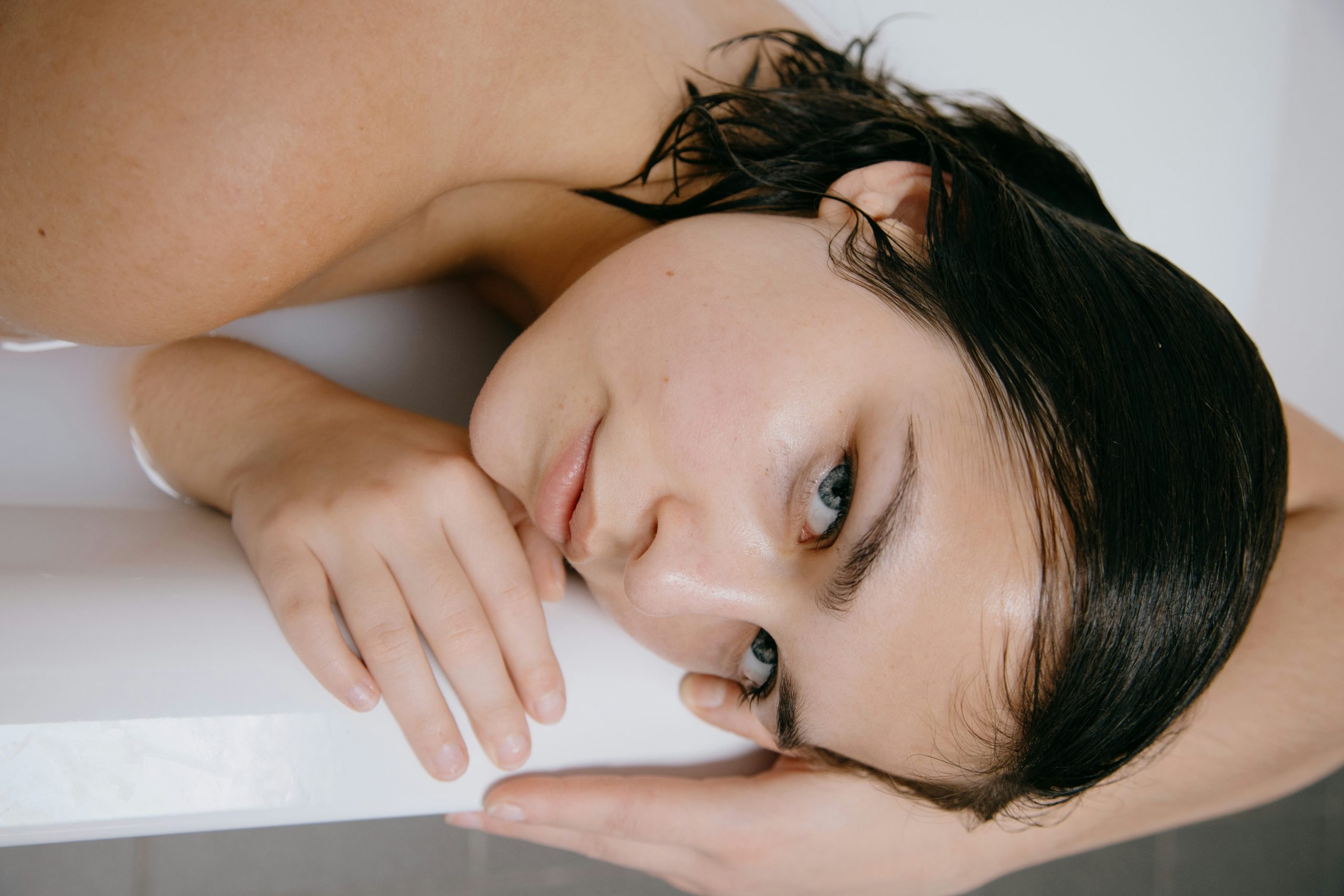 Επαγγελματικός καθαρισμός προσώπου στο σπίτι