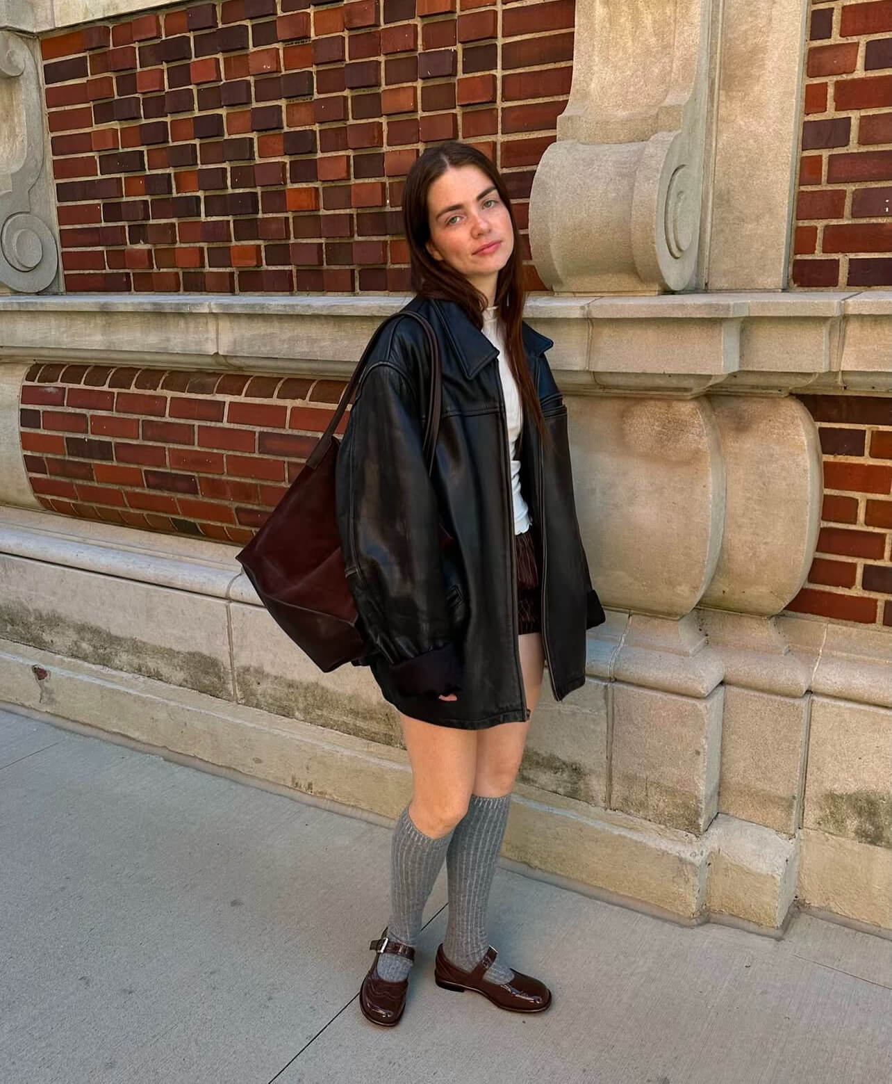 Χειμωνιάτικο look με κάλτσες