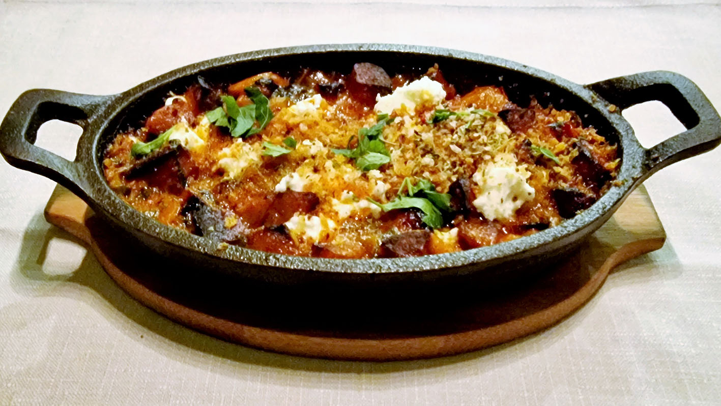 Συνταγή - Σπετσοφάι βουνίσιο - Με λουκάνικα