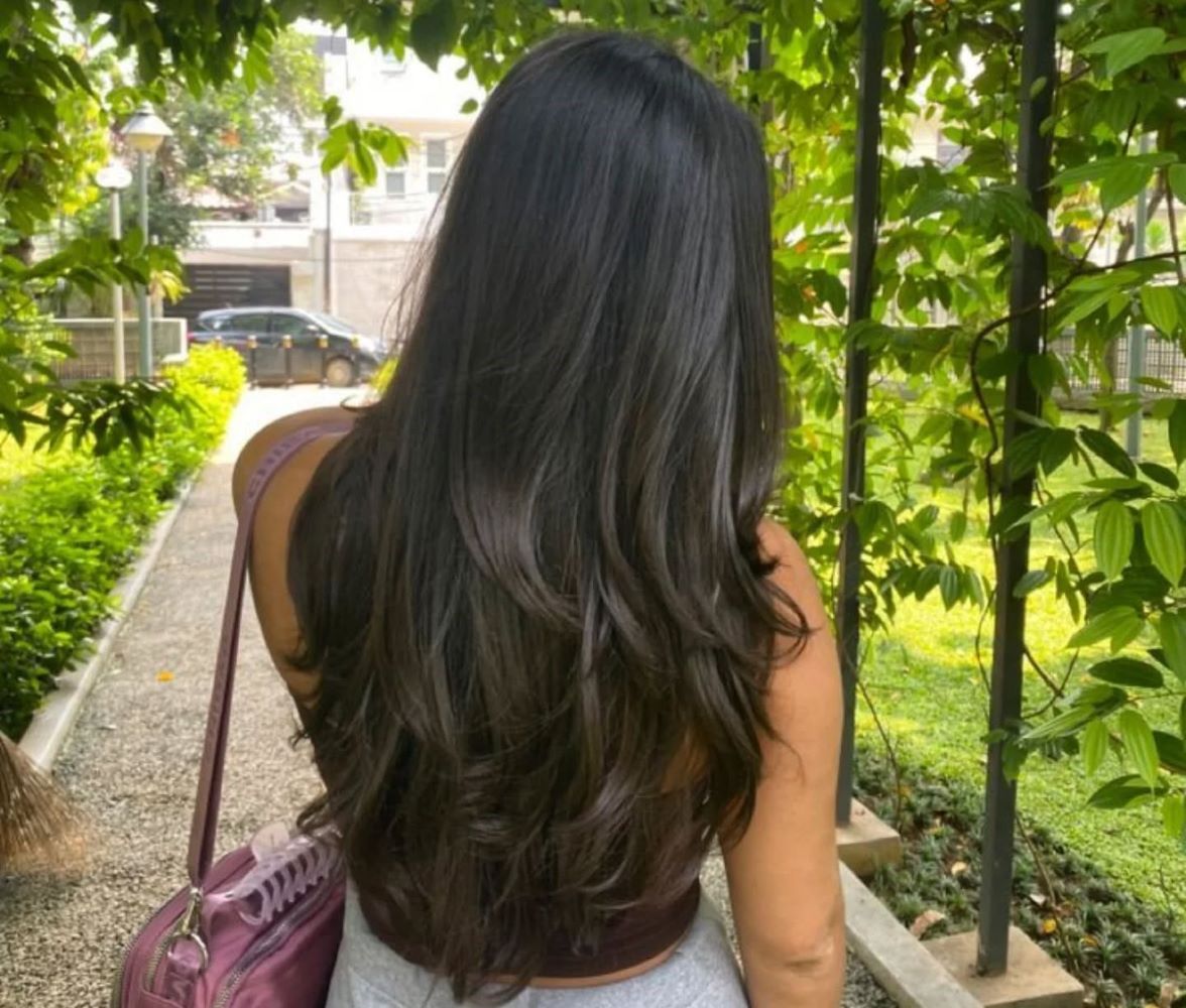 μακριά μαλλιά