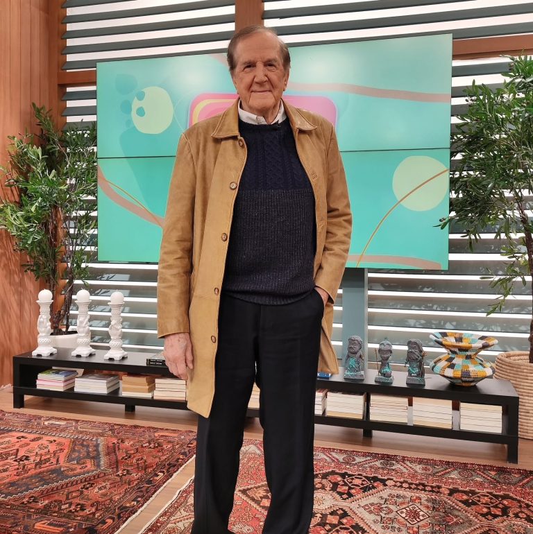 Γιώργος Κωνσταντίνου