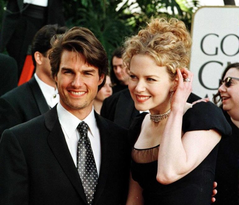 Ο Tom Cruise φτάνει με τη Nicole Kidman στην απονομή των Χρυσών Σφαιρών του 1997 στο Beverly Hills, στις 19 Ιανουαρίου