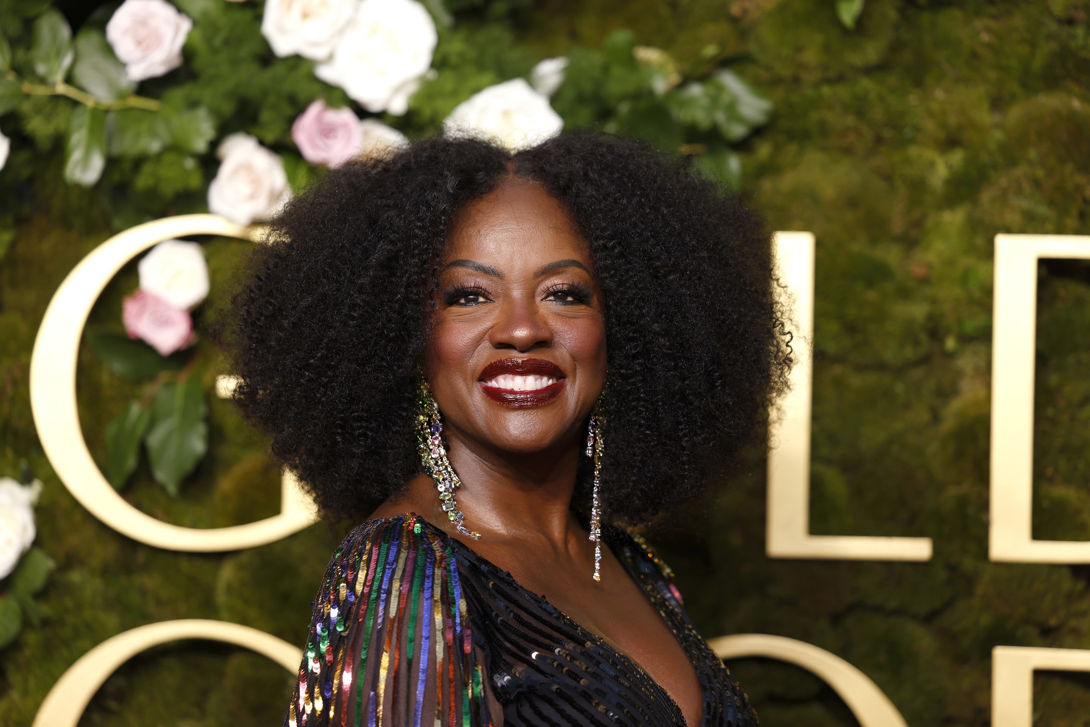 H Viola Davis φθάνει στην τελετή απονομής για τις Χρυσές Σφαίρες στο Beverly Hilton Hotel στις 5 Ιανουαρίου 2025.