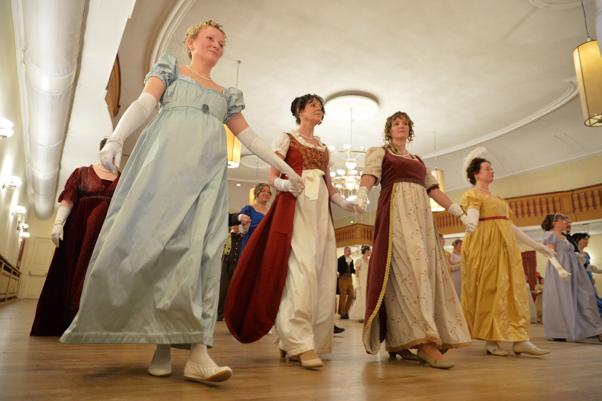 Οι συμμετέχοντες στο χορό Jane Austen Ball στο Erlangen της Γερμανίας, 28 Φεβρουαρίου 2015.