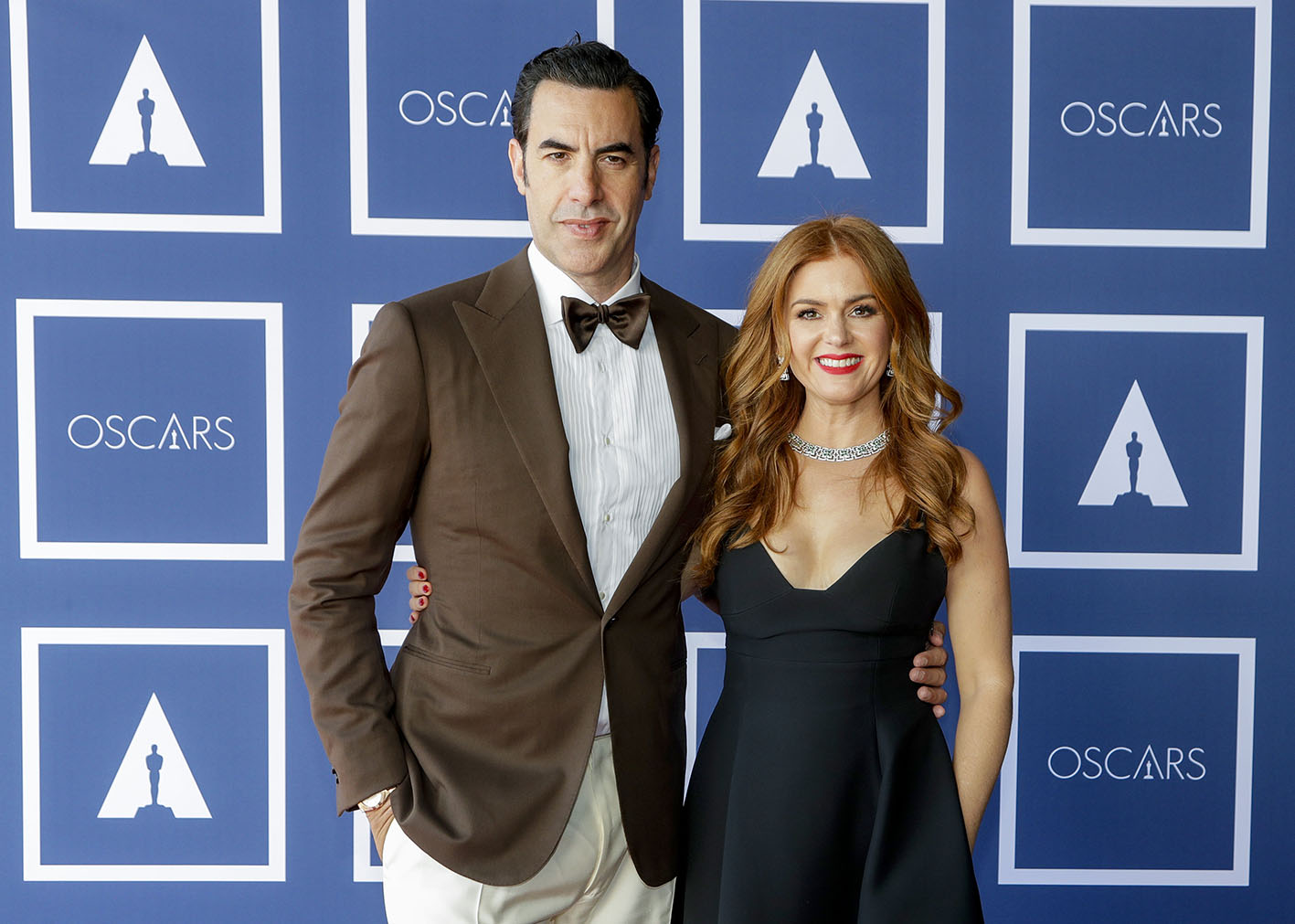 Ο Sacha Baron Cohen και η Isla Fisher παρευρέθηκαν στην προβολή των Όσκαρ τη Δευτέρα 26 Απριλίου 2021 στο Σίδνεϋ της Αυστραλίας.