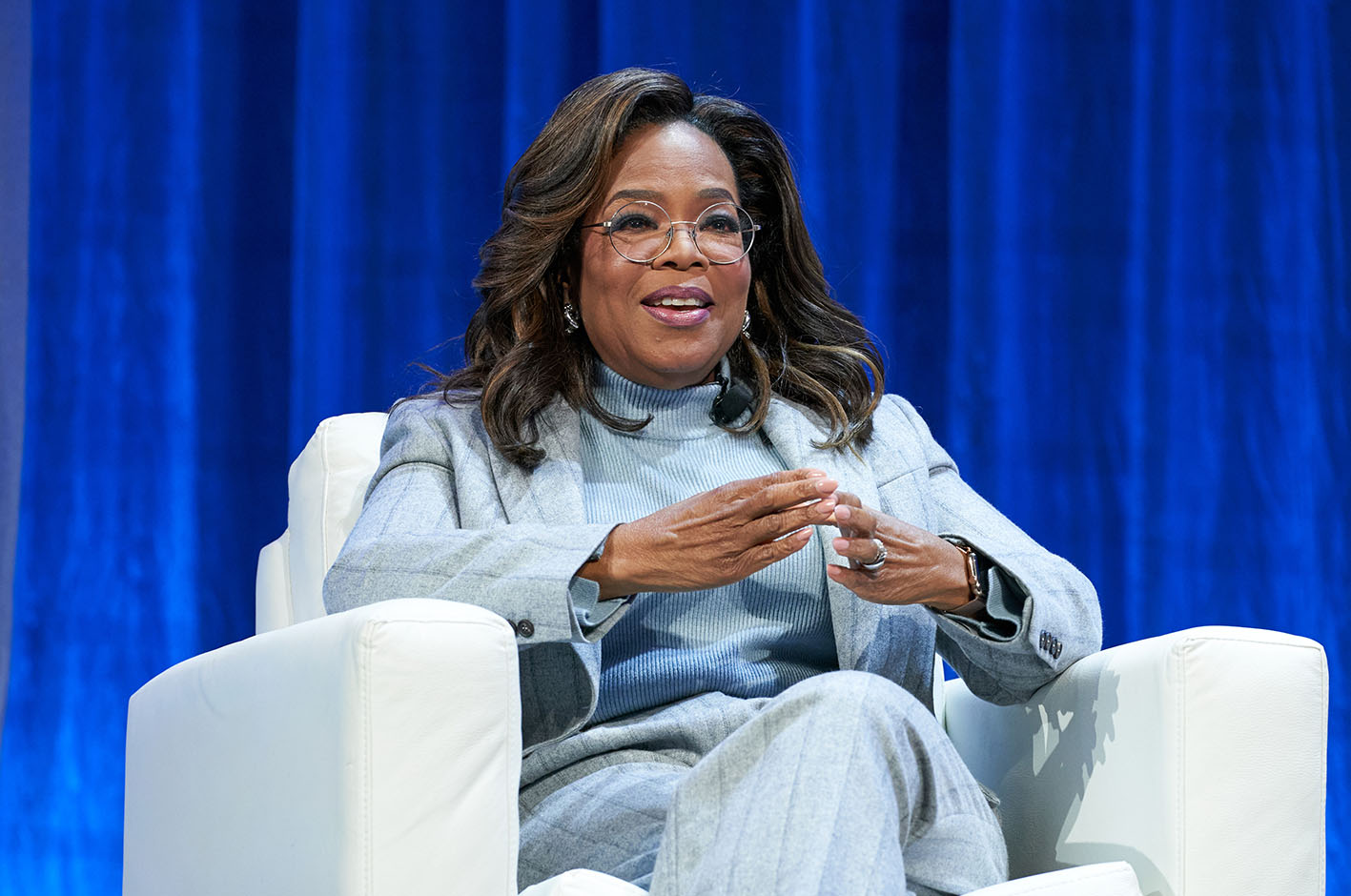 H Oprah Winfrey, Global Media Leader κατά τη διάρκεια του Συνεδρίου της Μασαχουσέτης για τις Γυναίκες του 2024 στο Συνεδριακό και Εκθεσιακό Κέντρο της Βοστώνης στις 12 Δεκεμβρίου 2024.