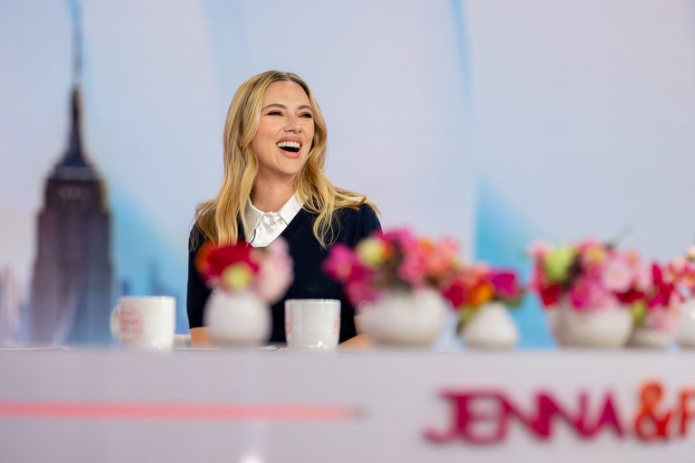 H Scarlett Johansson καλεσμένη στο Today Show στις 22 Ιανουαρίου 2025.