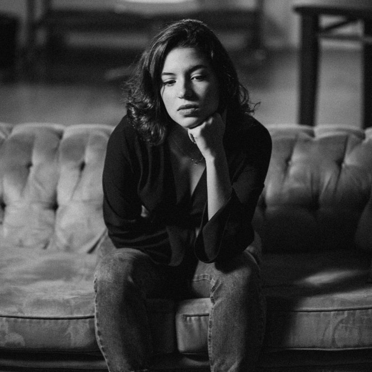 γυναίκα στεναχωρημένη