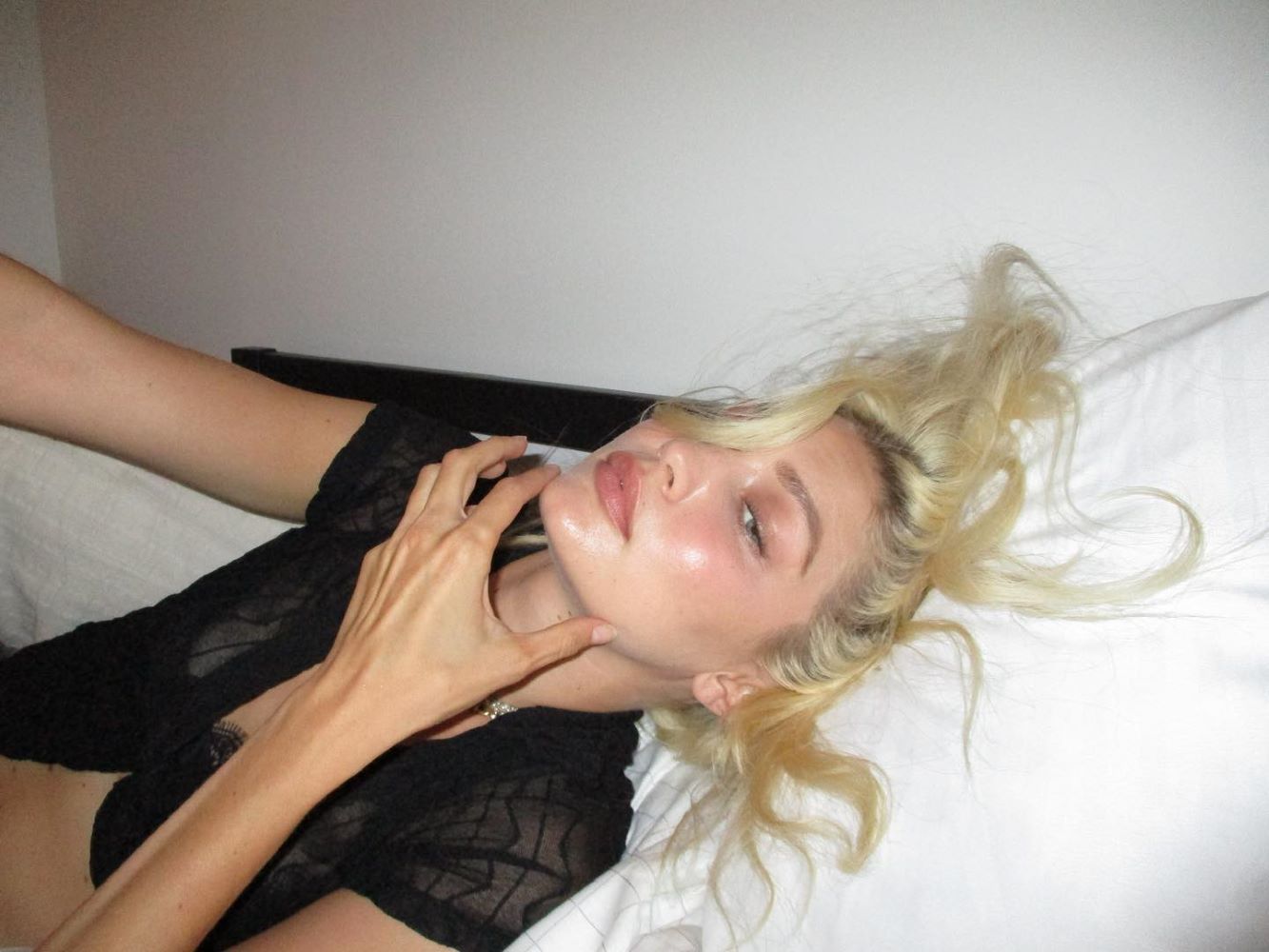 gigi hadid μακιγιάζ