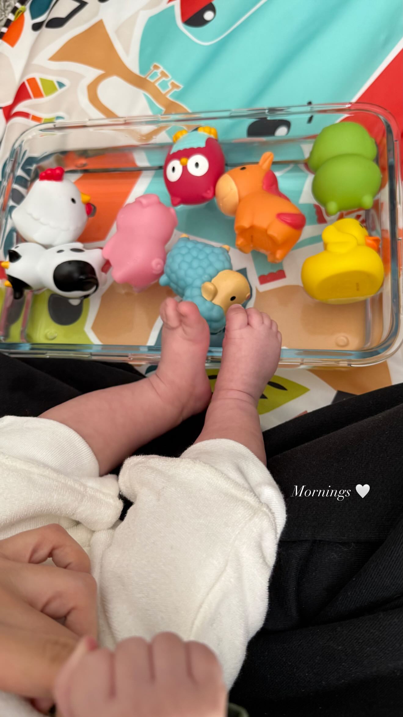 Τα παιχνίδια της Αλεξάνδρας Νίκα με το μωρό της