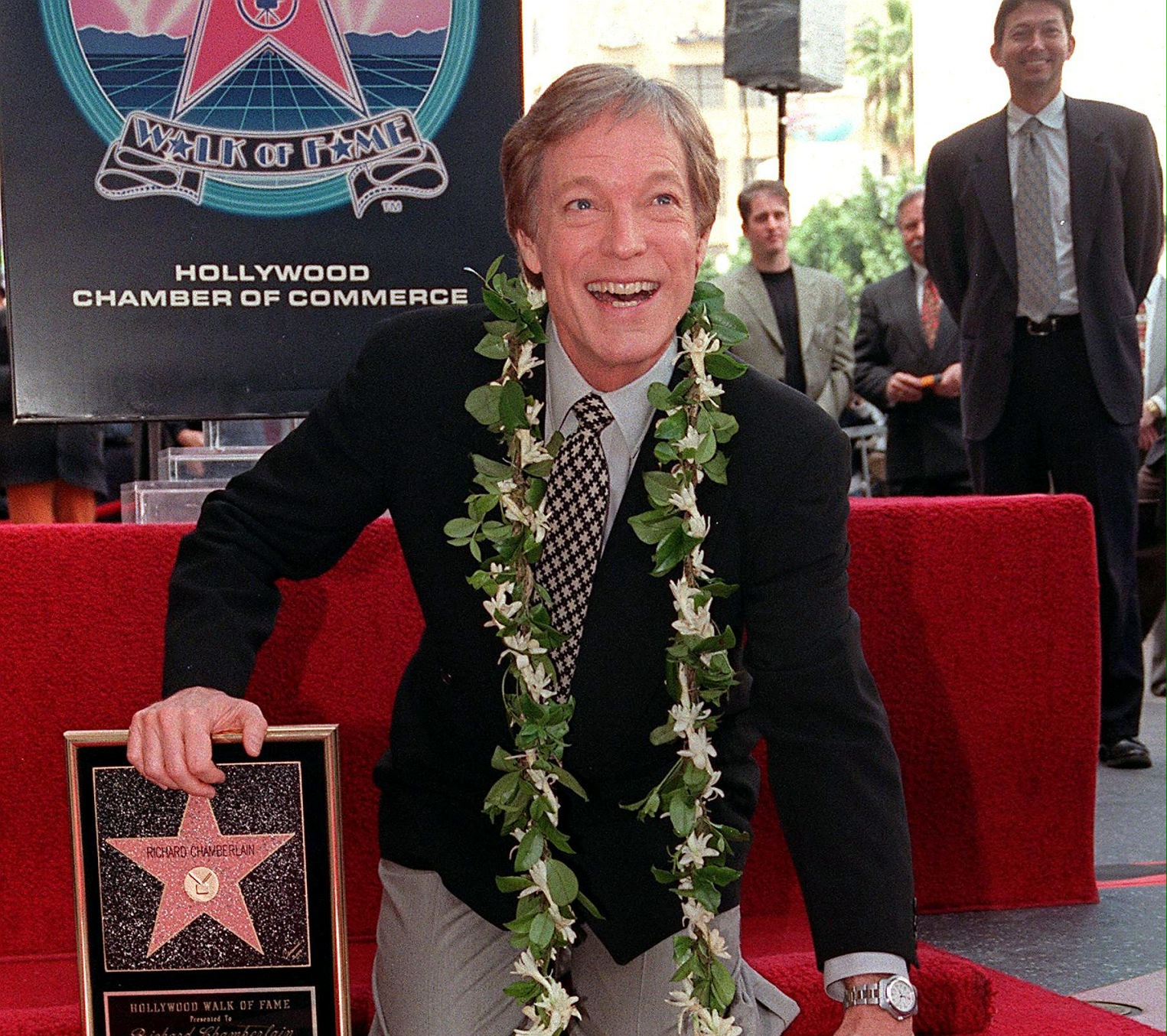 O Richard Chamberlain στην τελετή αποκαλυπτηρίων για το Αστέρι του στο Walk of Fame του Χόλιγουντ, στις 29 Φεβρουαρίου 2000