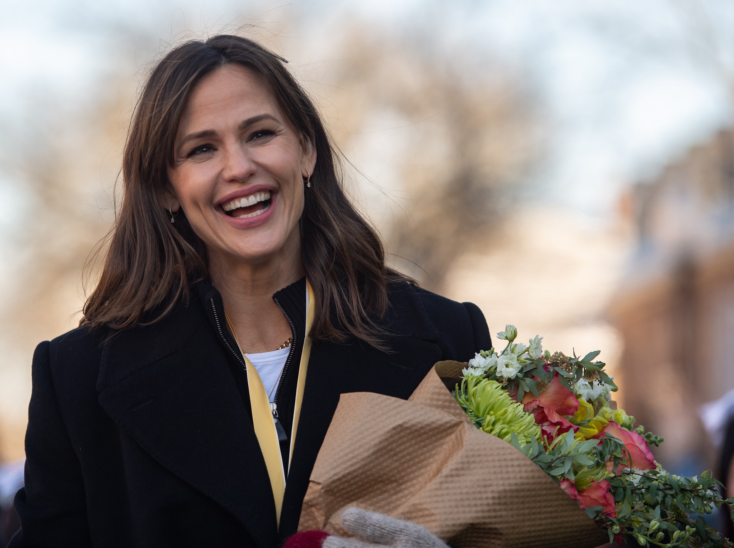 Η Jennifer Garner στη διάρκεια τιμητικής παρελασης στους δρόμους του Κέμπριτζ στη Μασαχουσέτη, 5 Φεβρουαρίου 2022
