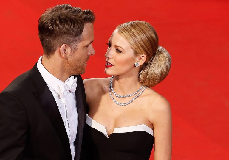 Η Blake Lively και ο Ryan Reynolds φθάνουν στην προβολή του "Captives" στο πλαίσιο του 67ου Φεστιβάλ Καννών, 16 Μαΐου 2014