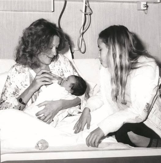 Λάσκαρη κόρες