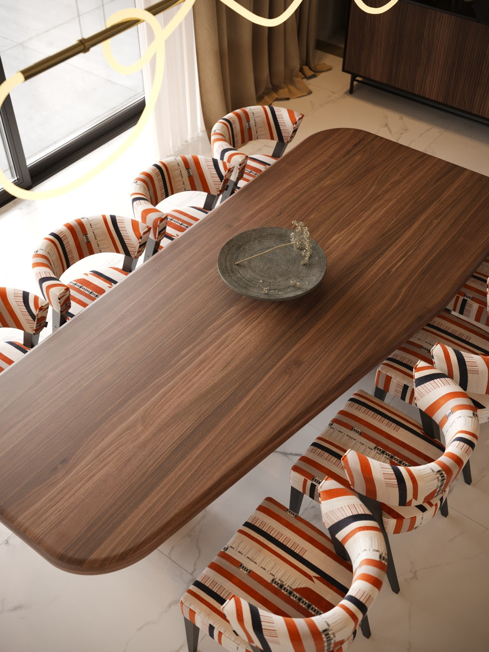 Μια γιορτή χρώματος και υφής σε μία Boho-εμπνευσμένη τραπεζαρία.