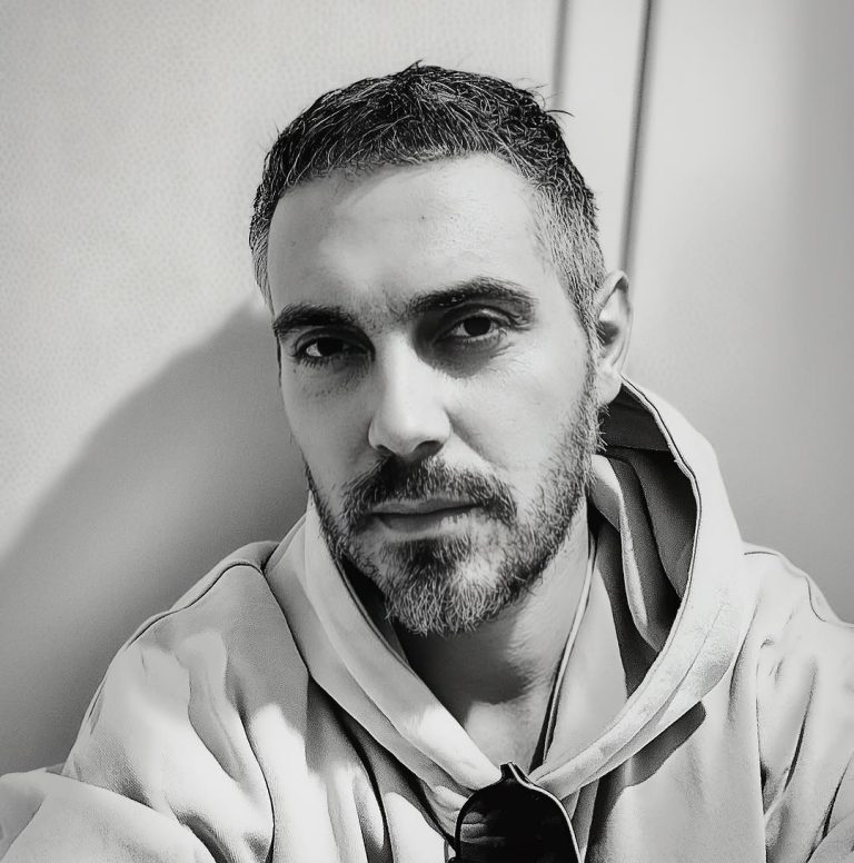 Μιχάλης Χατζηγιάννης