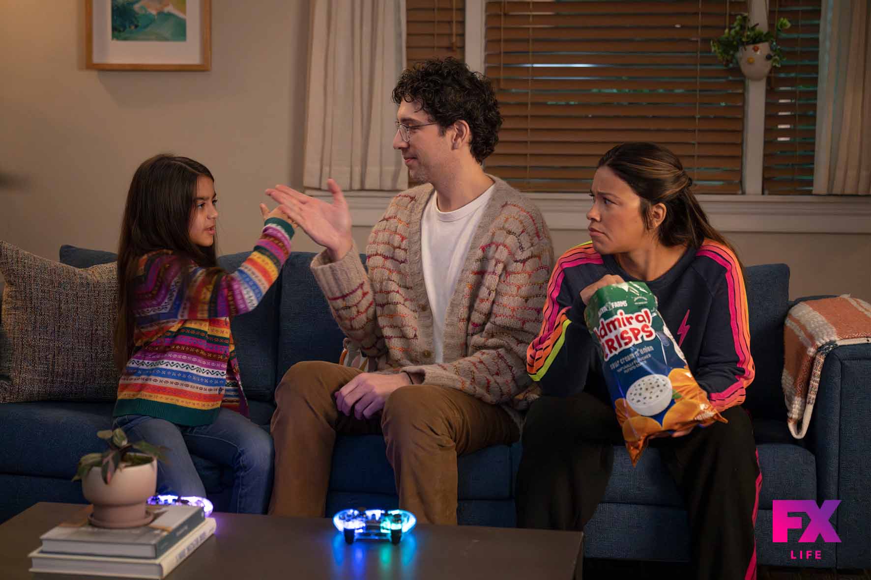 Σκηνή από τη σειρά του FX Not Dead Yet